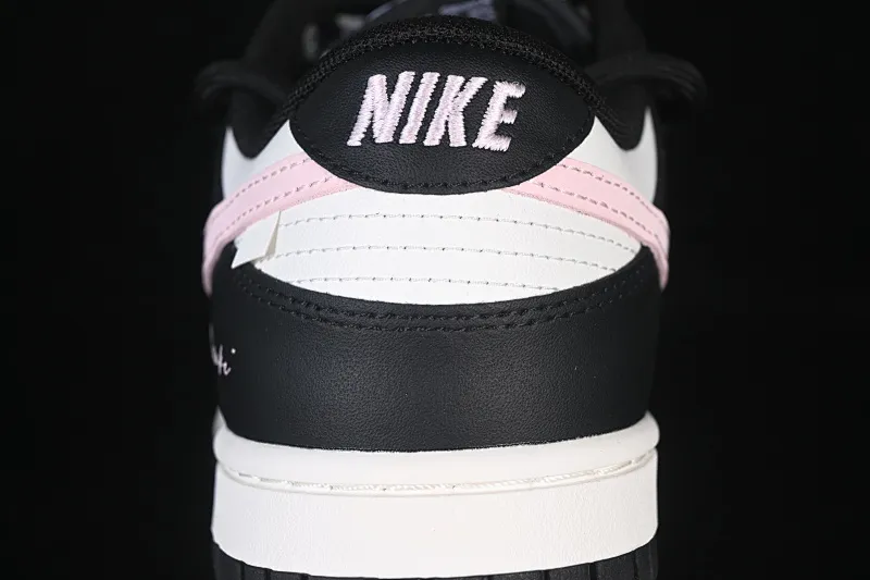 All Categories Nk SB Dunk Series Nk SB Dunk Low High-end Customized Low-top Shoes Nike SB Dunk Low "Just Do it" Valentine's Day Strap Anniversary High-end Customized Low-top Casual Shoes BP0510-050